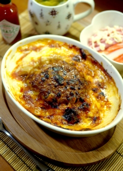 うちカフェ。葉室（はむろ）：当店人気No.1のスパゲティグラタンです♪