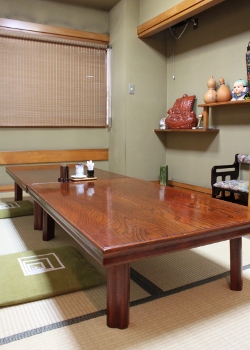 佐和鮨：ゆっくりくつろげる座敷は宴会にも最適！