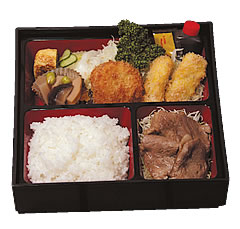 とんかつ　はやみ：みどり  820円