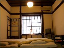 竹家荘旅館:1番人気の和室ダブルのお部屋です。