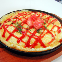 ぱふぇ・レスト ni ke(ニケ):とろとろオムライス 930円